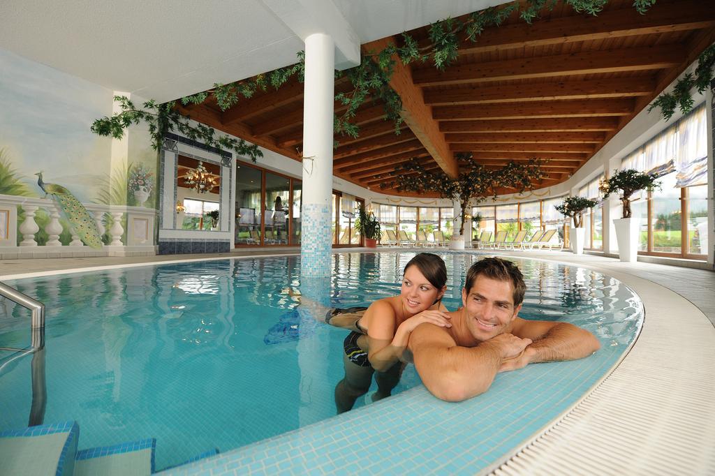 Hotel Sonneck เคิสเซน ภายนอก รูปภาพ